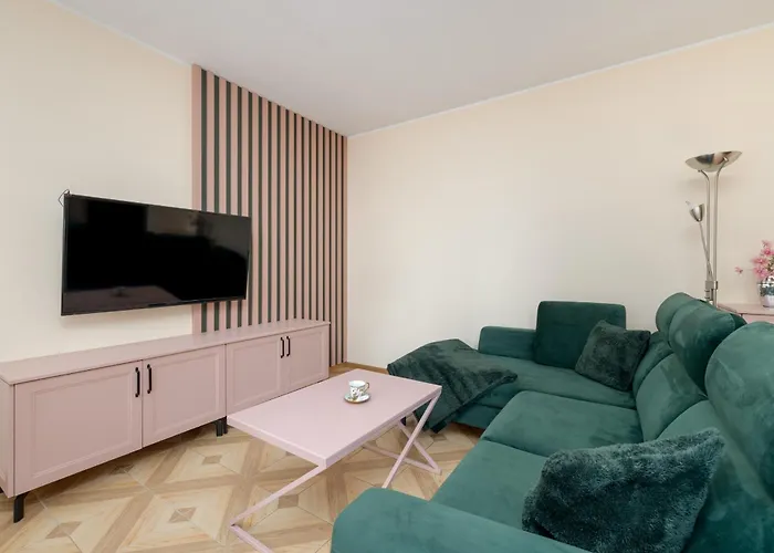 Wyjatkowy Apartament Z Parkingiem Blisko Morza By Noclegi Renters